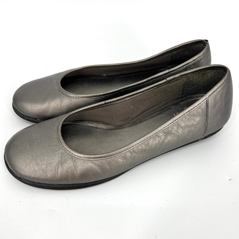 Clarks Cushion Soft Metallic Flats Shoes Size 5.5